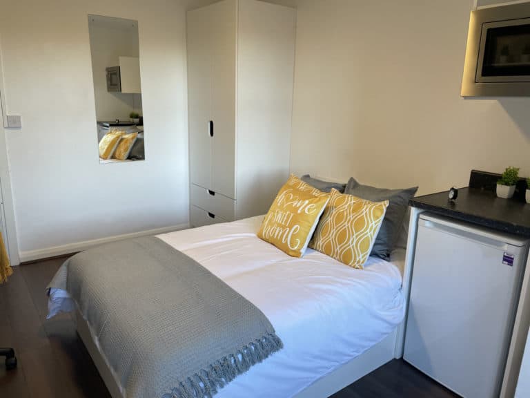 Classic Non-En-Suite - 1