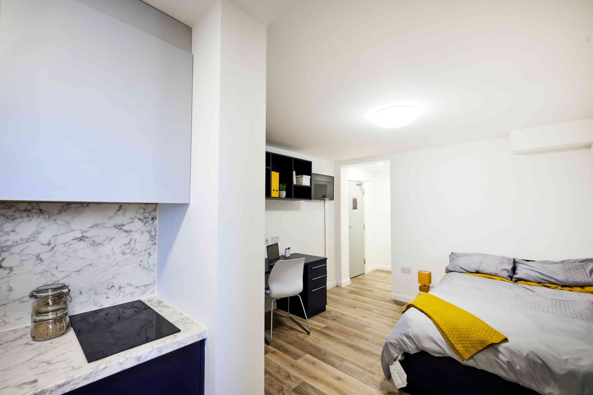 Prestige Studio - 2