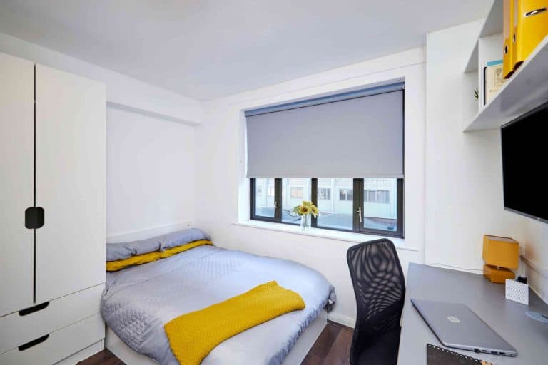 Classic En-Suite - 1