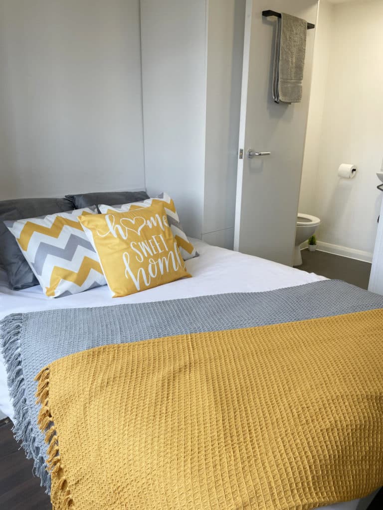 Classic En-Suite - 10
