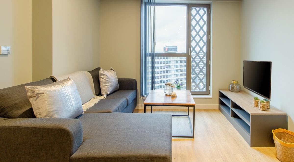 Penthouse 2 Bed Flat - 9