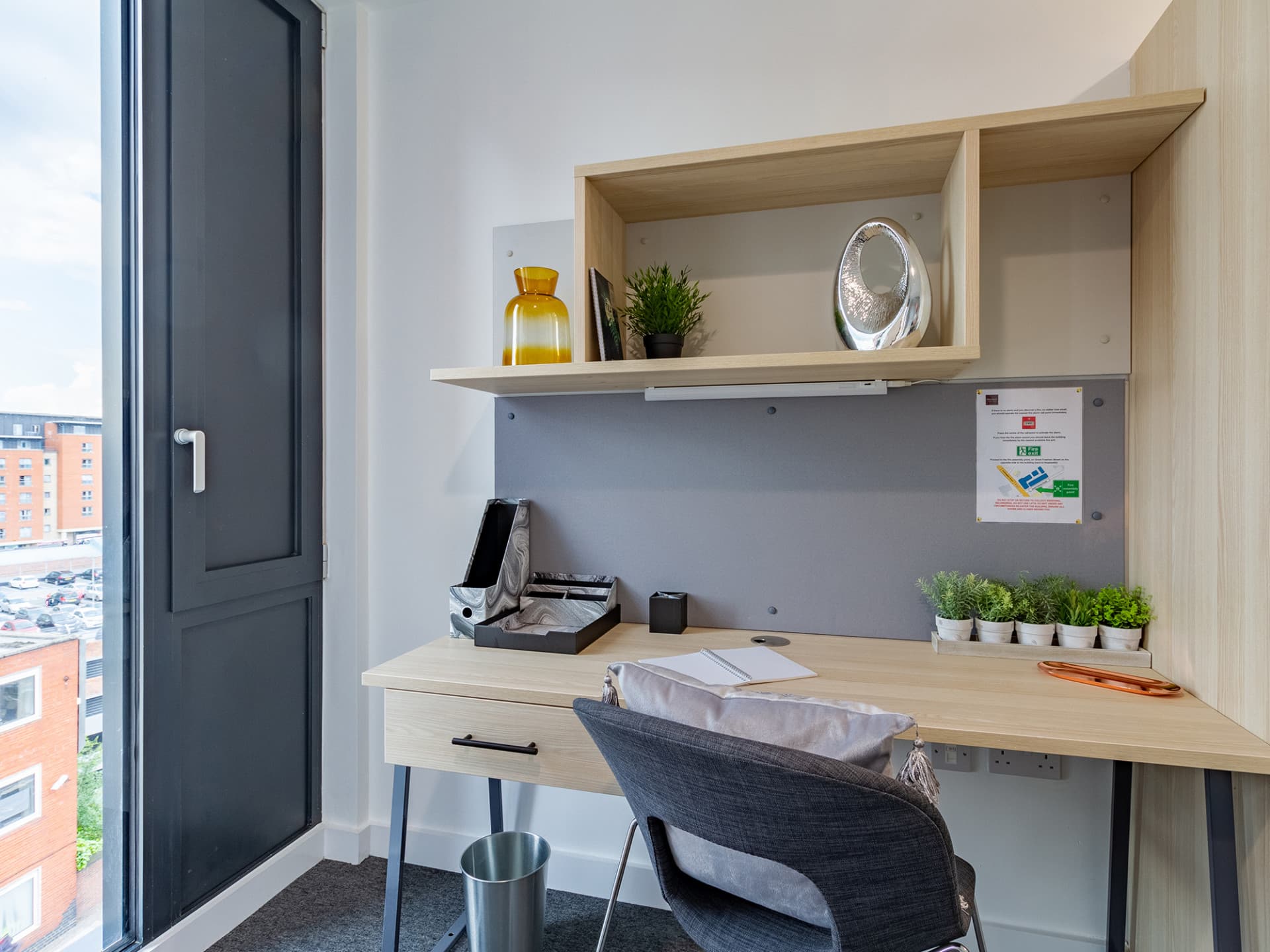 Classic 2 Bed Flat - 1