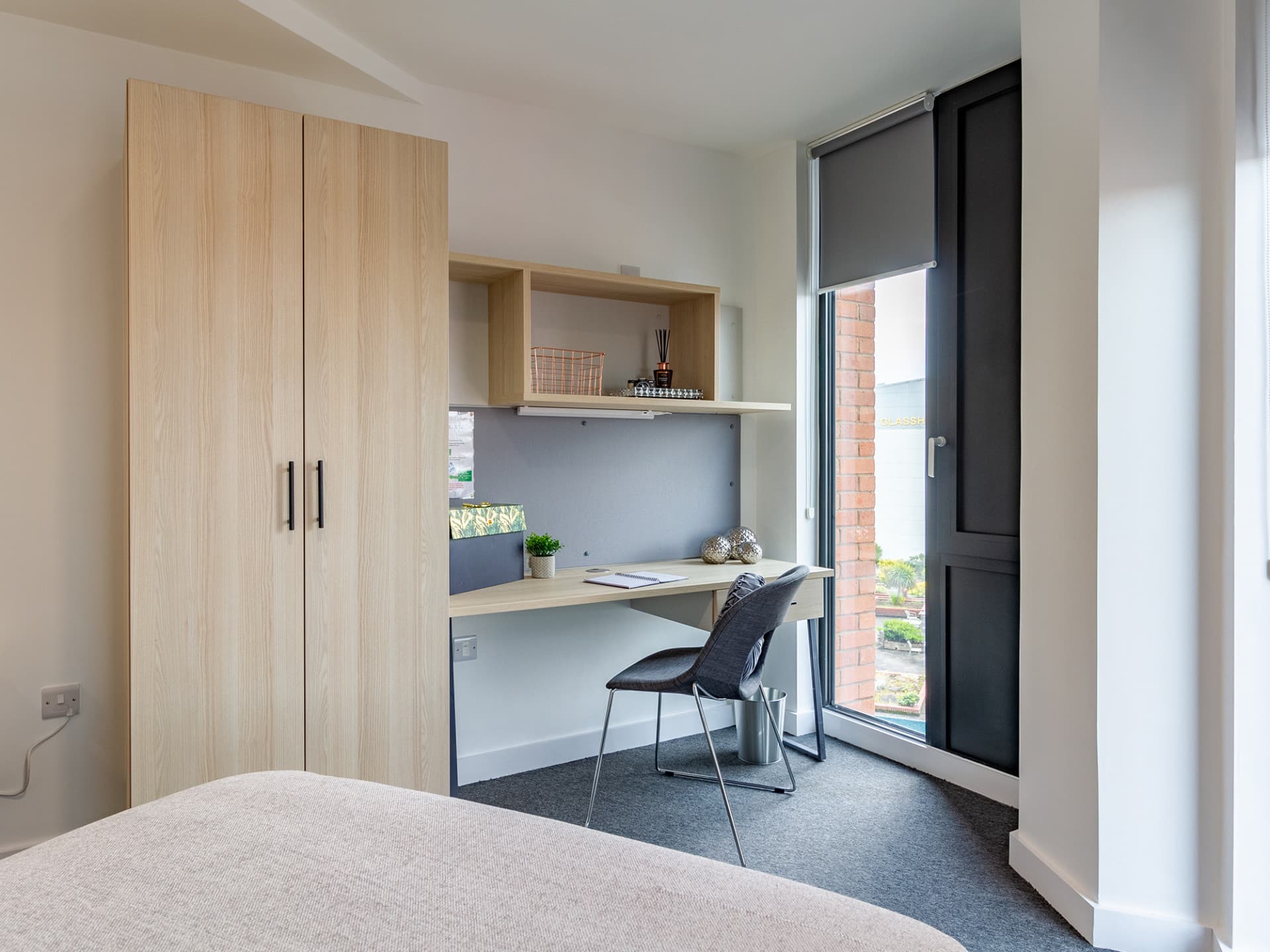 Premium 2 Bed Flat - 1