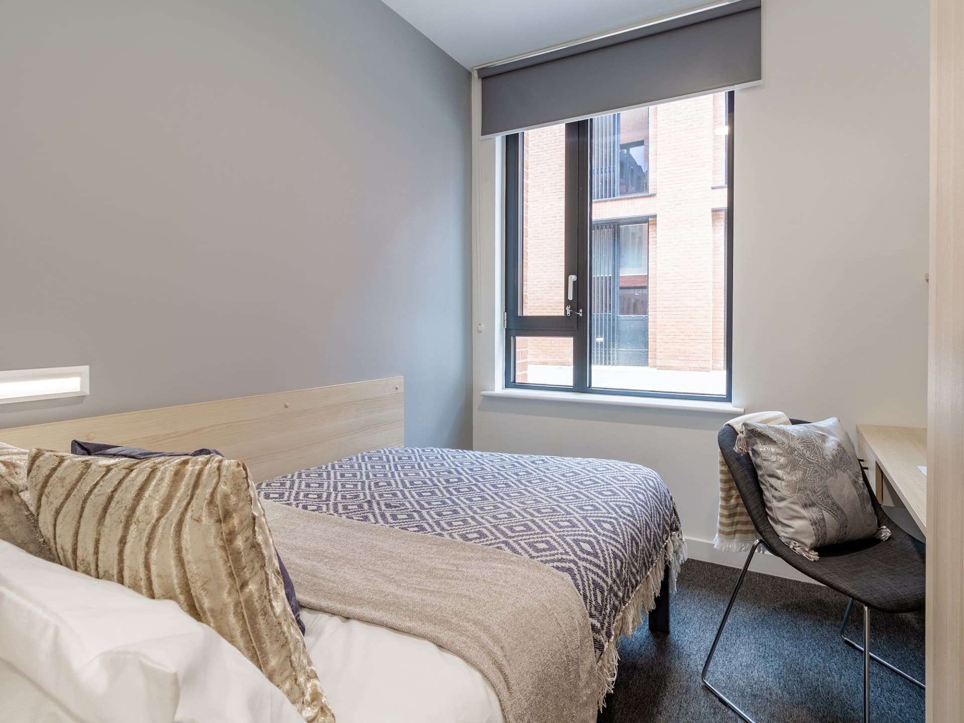 Classic En-Suite Townhouse - 2