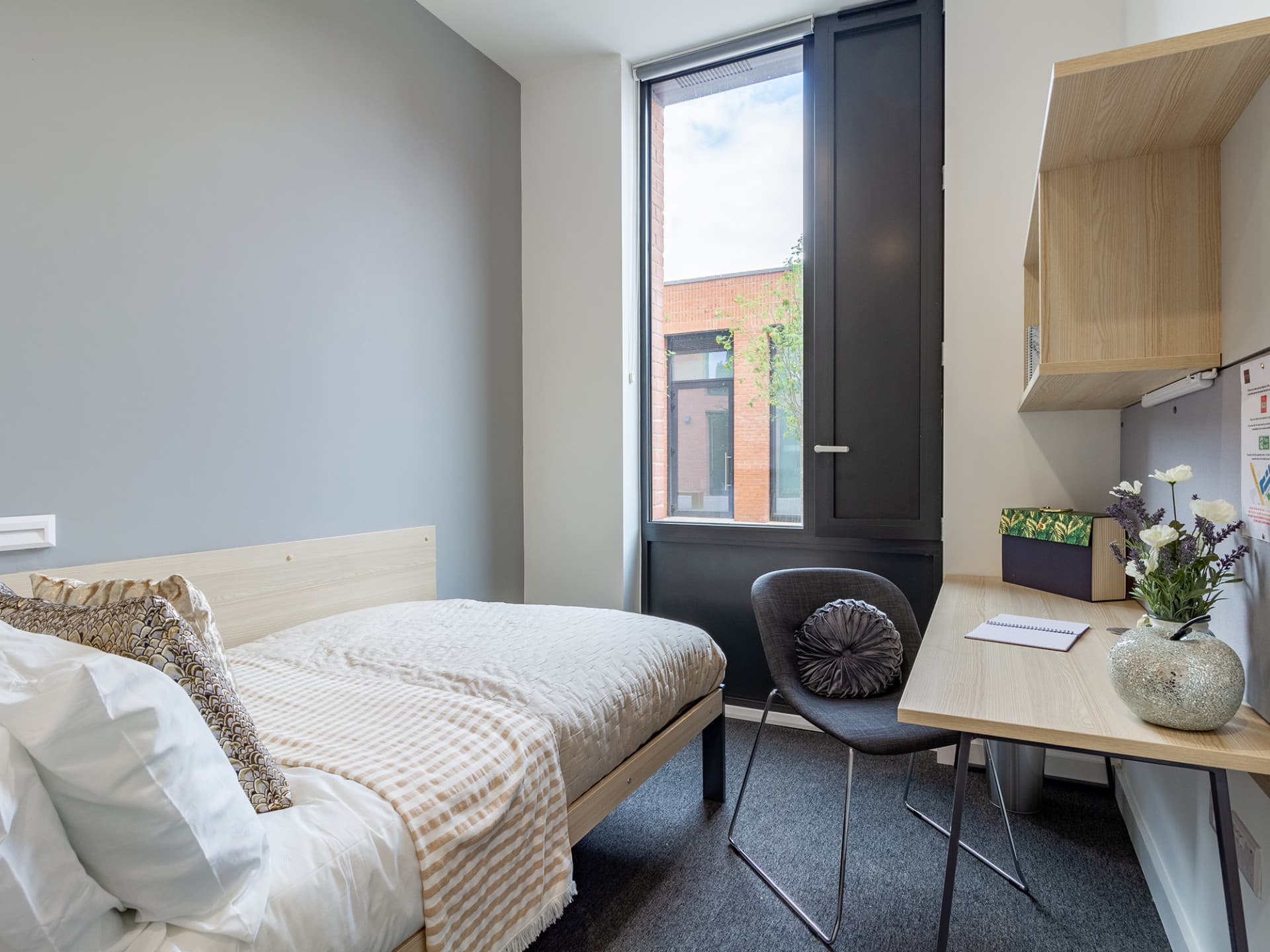 Classic En-Suite - 1