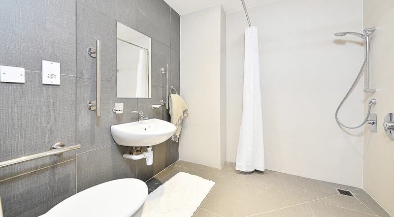 Large Premium Studio - 2