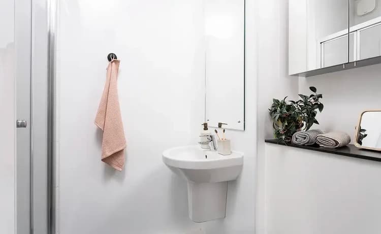 Medium Standard Double En-Suite - 2