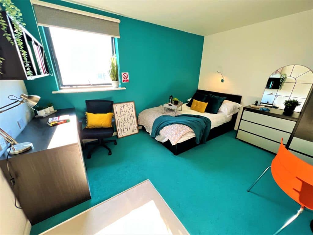 Premier Studio - 1