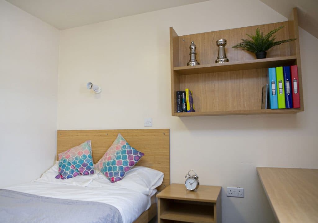 Deluxe En-Suite - 3
