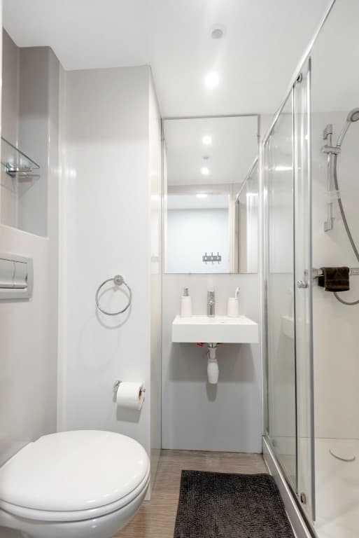 Classic En-Suite Plus - 2
