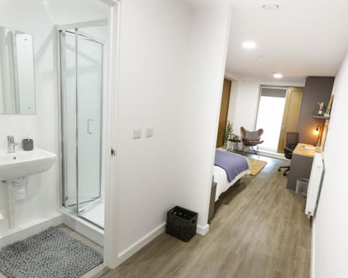 4 Bed En-Suite - 1