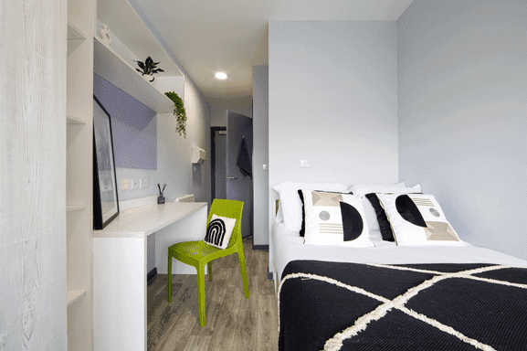 Gold En-Suite - 8