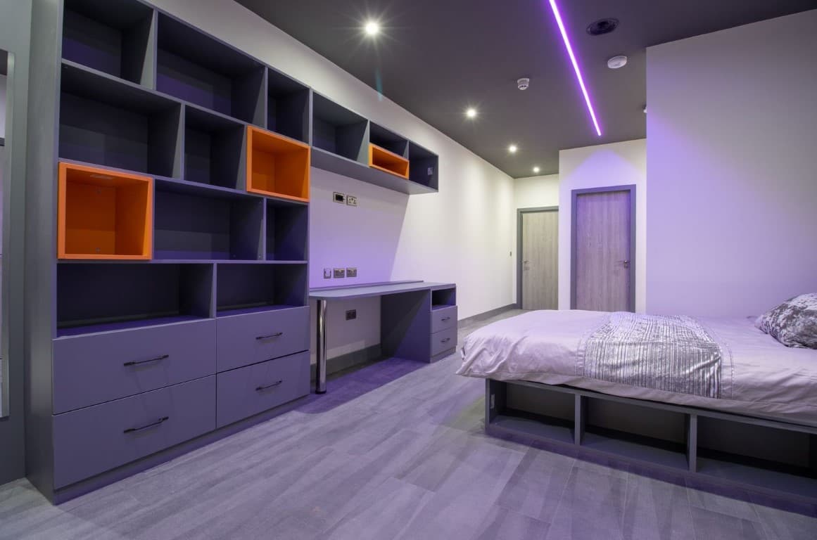 Studio Luxe B - 1