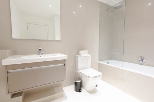 Three-Bedroom Apartment With Three Bathrooms - 2