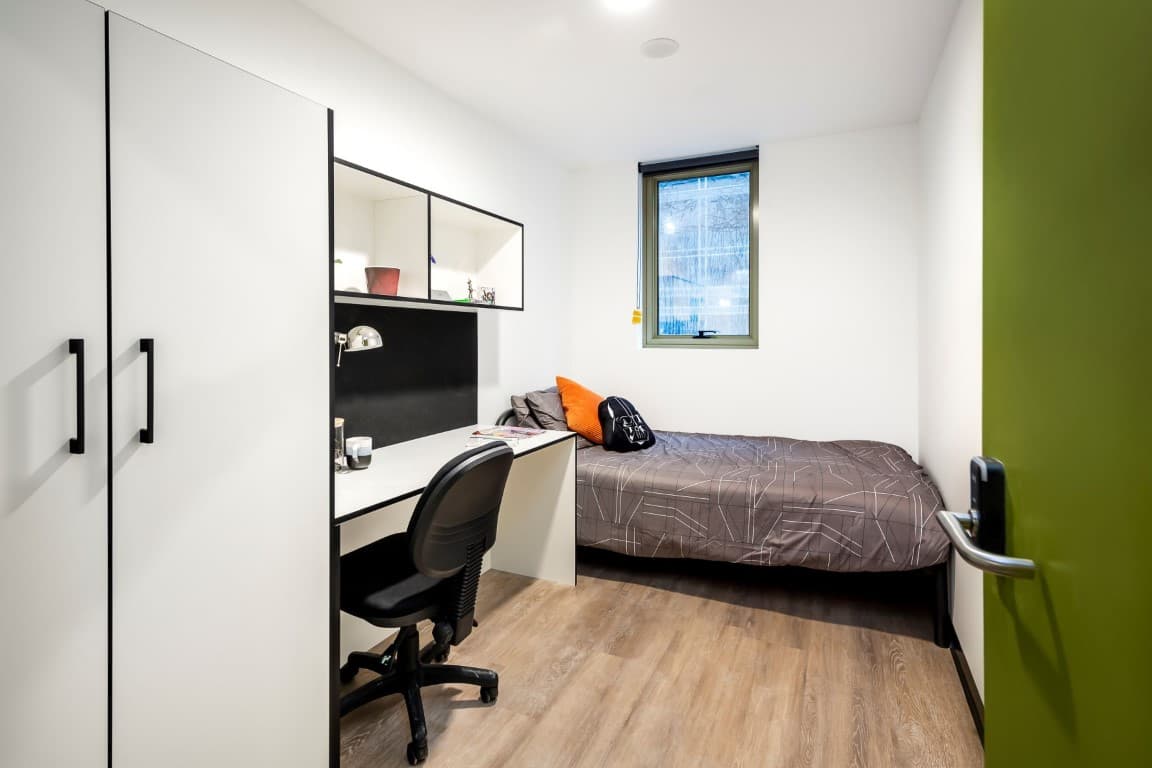 Shared Apartment ( Low Floor ) - 2