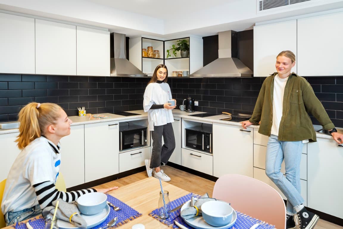 Ensuite Standard( High Floor ) - 4