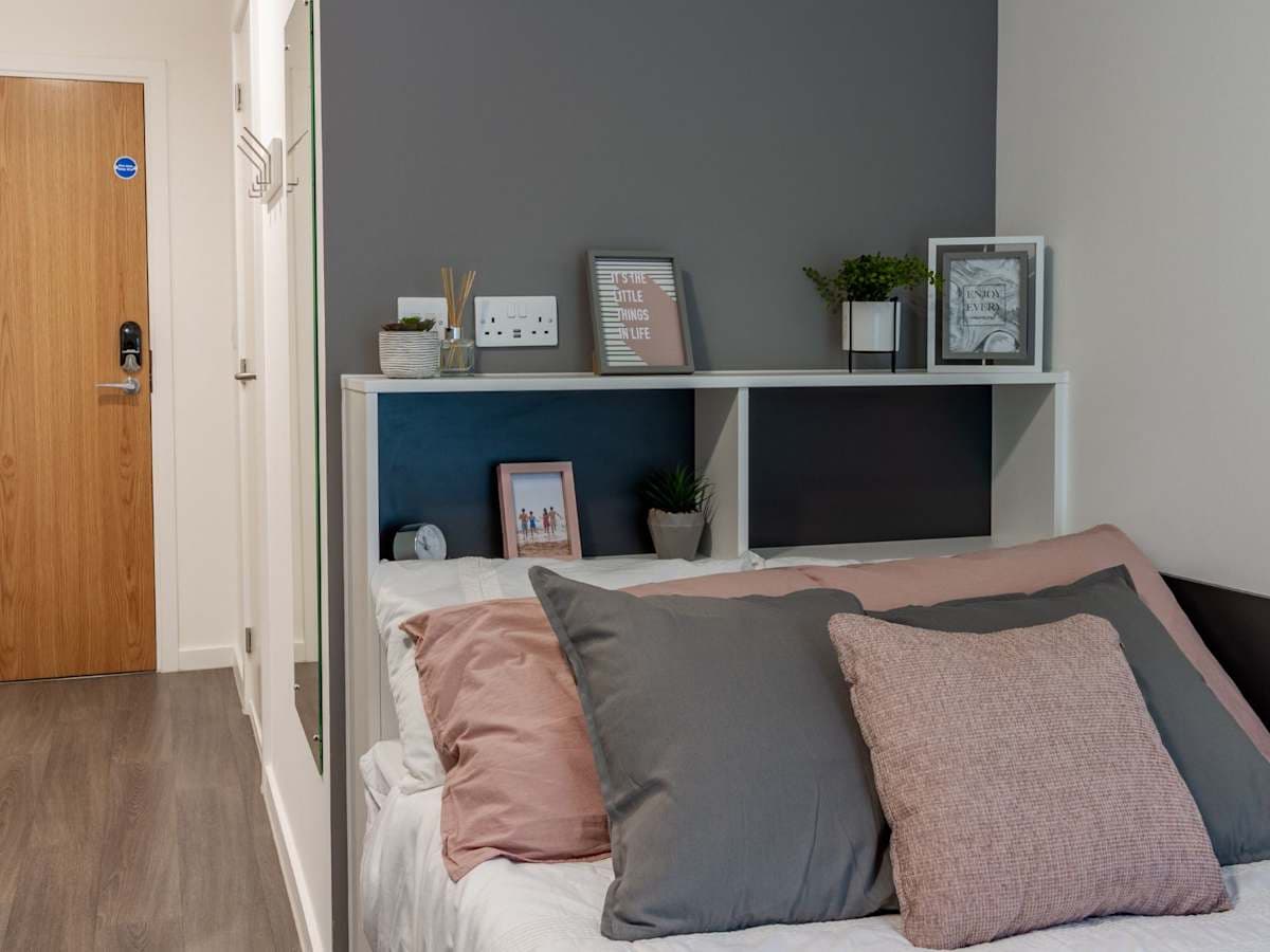 Bronze En Suite - 9