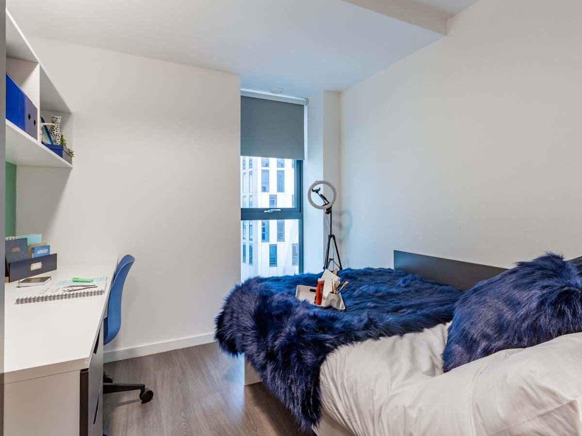 Skyline Silver En Suite - 4