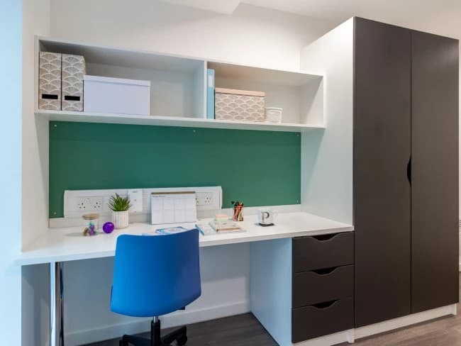 Platinum En Suite - 3