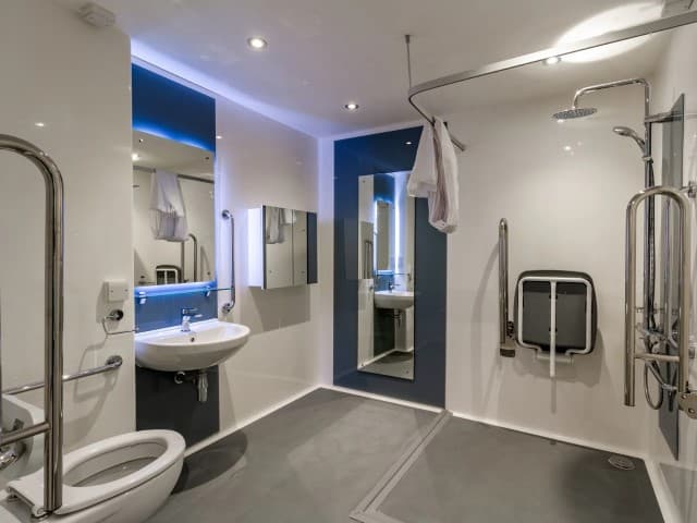Skyline Platinum En Suite - 8