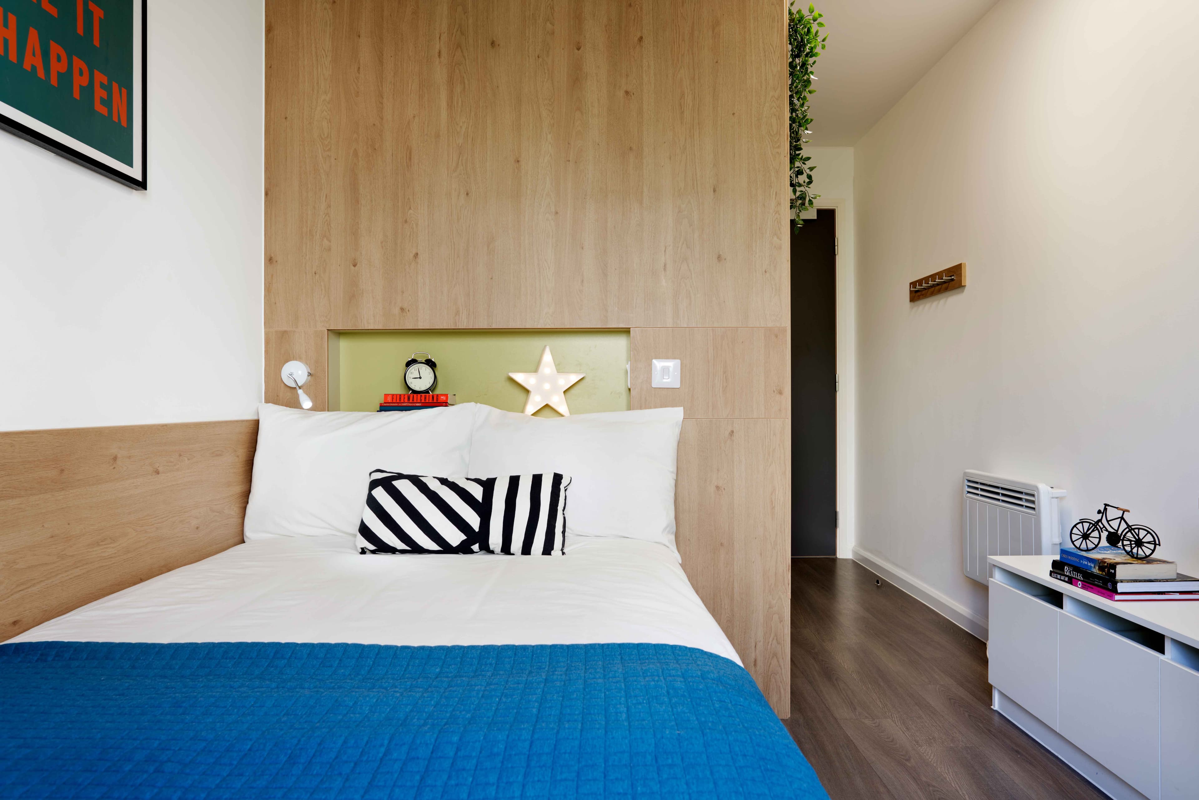 Silver En-Suite - 5