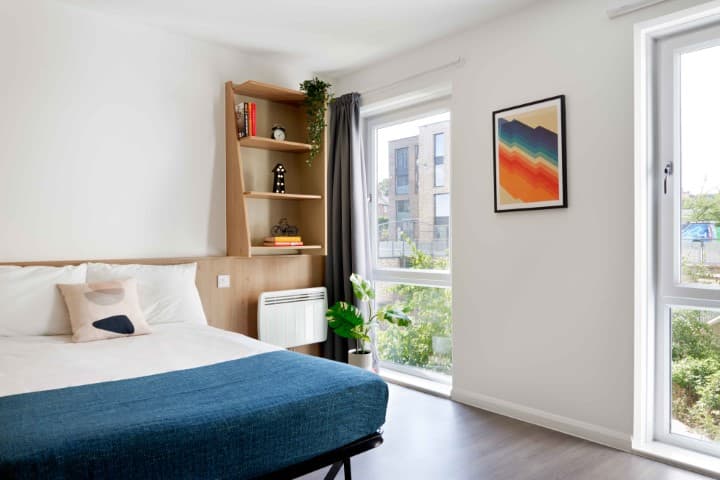 Gold En-Suite - 1