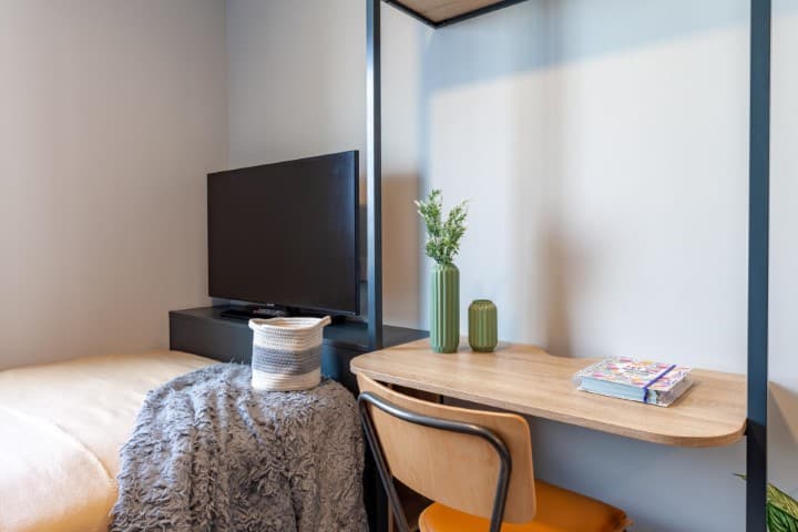 Classic En-Suite - 4