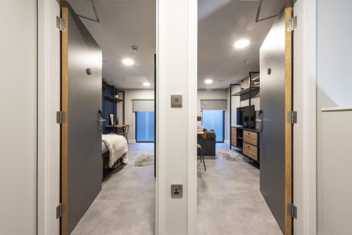 3 Bed Duplex Flat - 5
