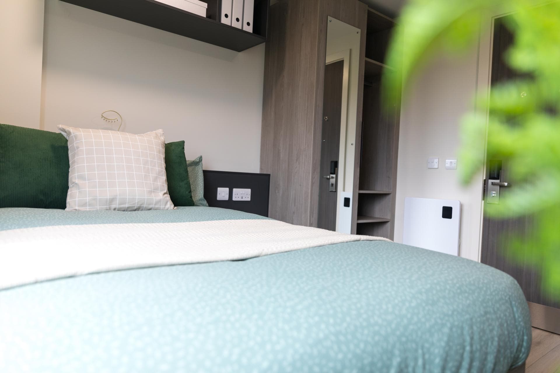 Two Bed Flat - 16