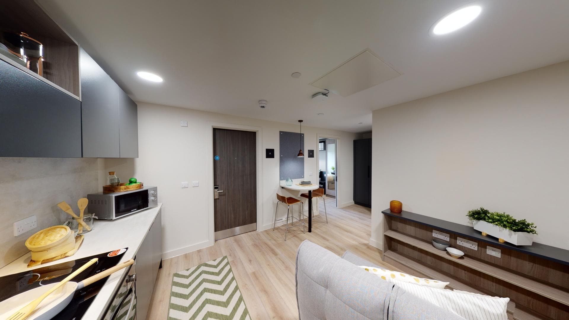 Two Bed Flat - 4