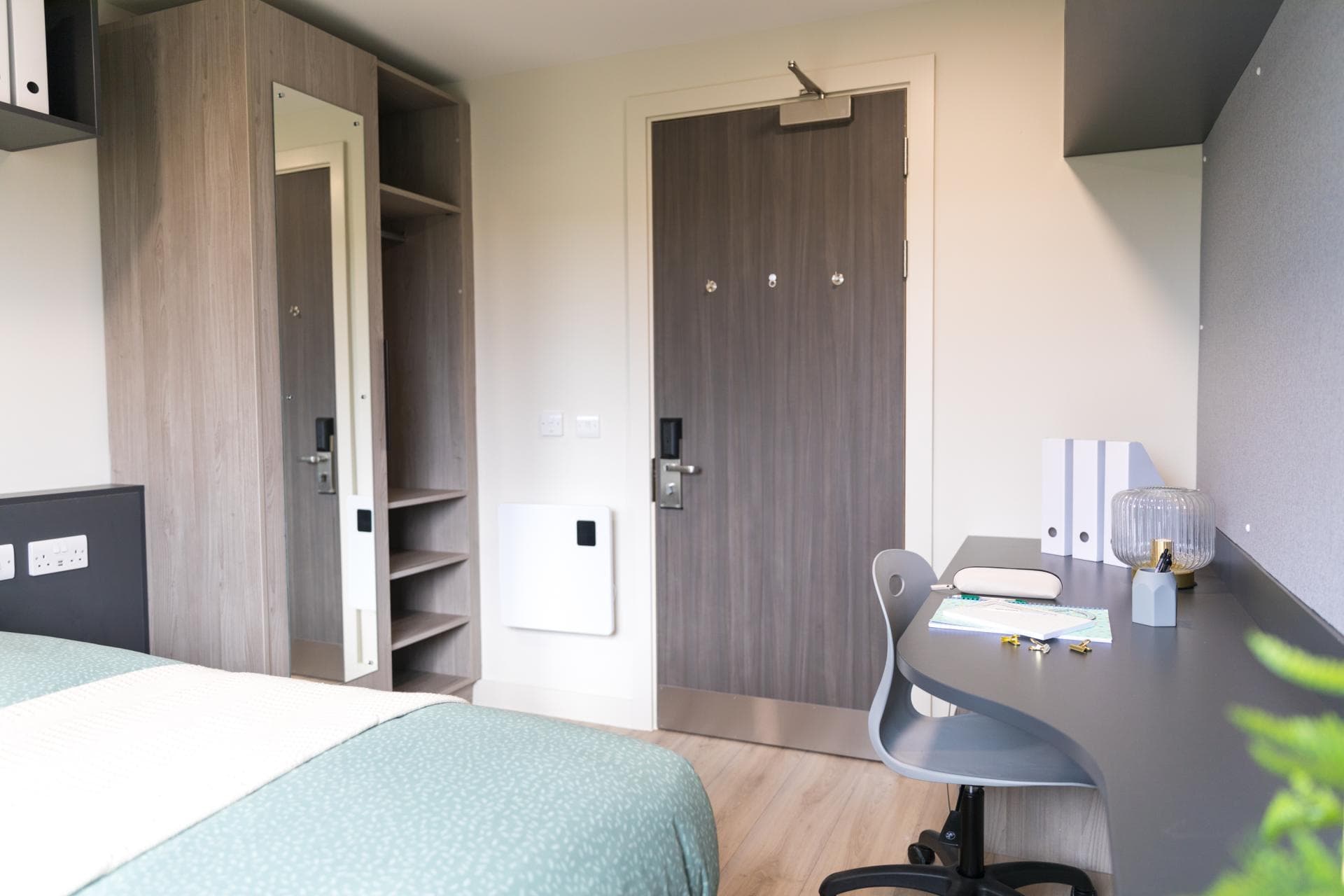 Two Bed Flat - 22