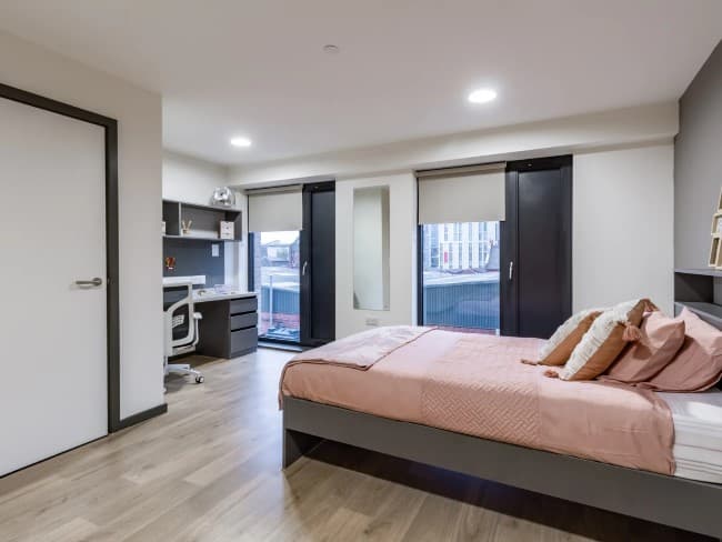 Gold Plus En Suite - 2