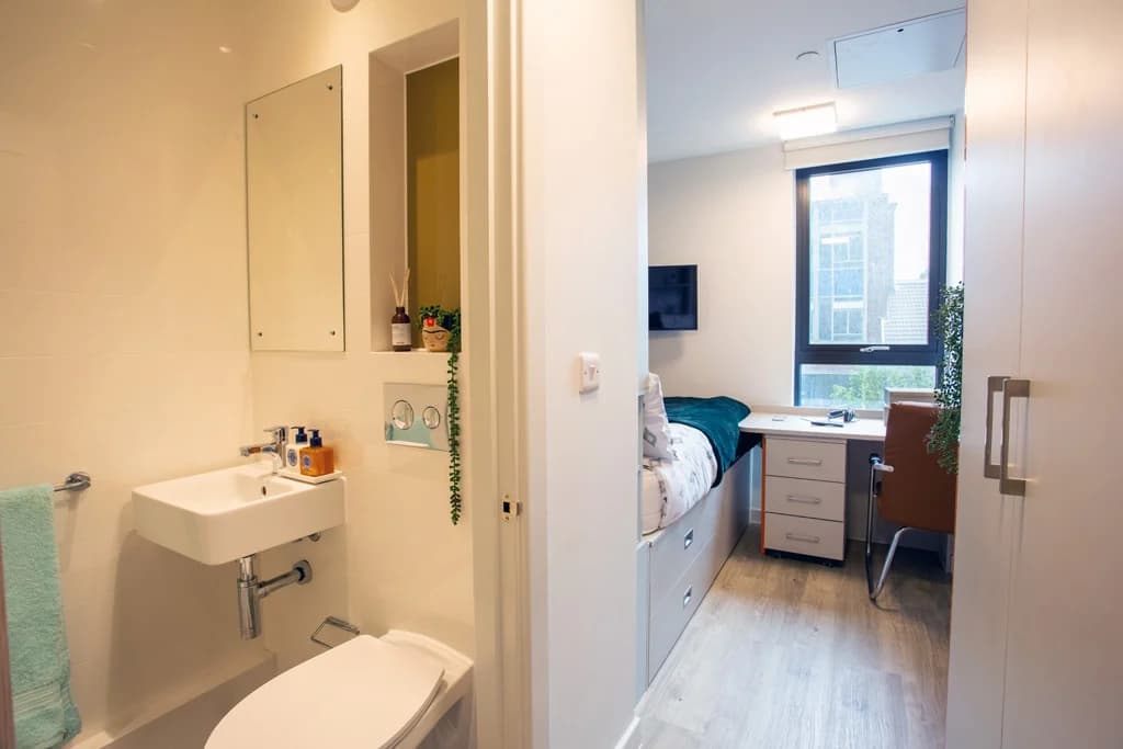 10 Bed Cluster En-Suite - 9