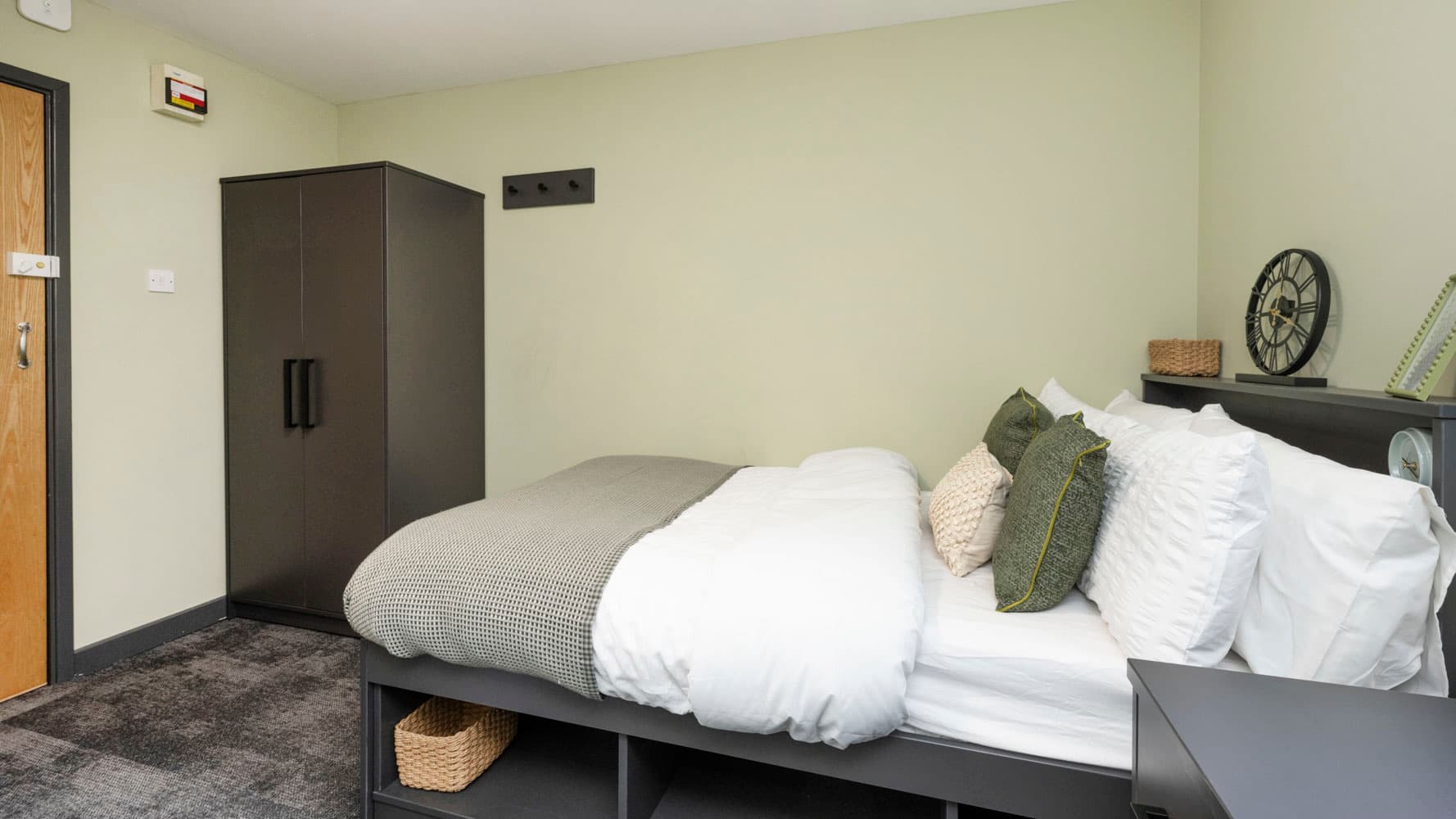 Premium En-Suite - 5