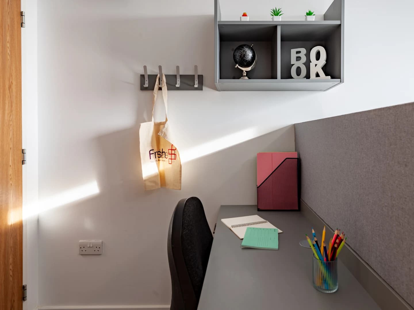 Sea View Studio - 11