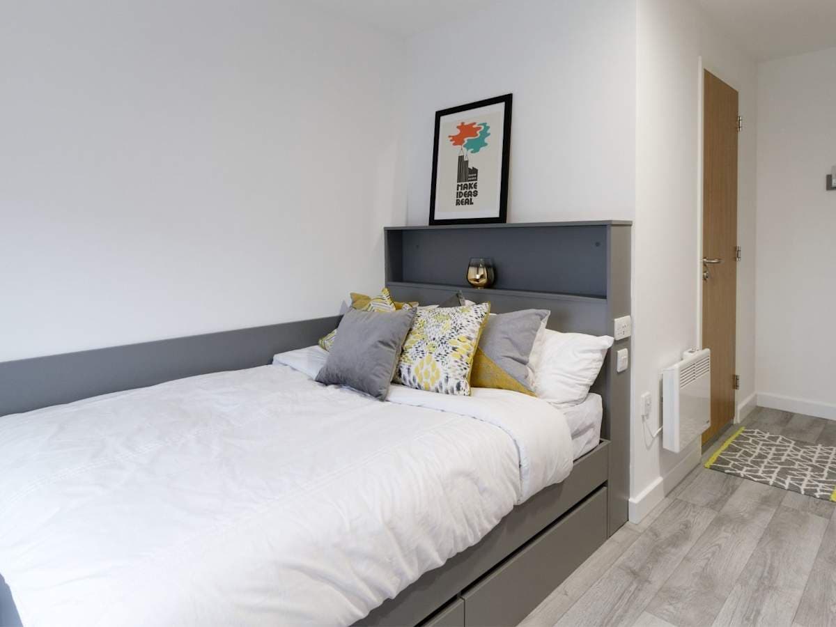 Sky View Plus En Suite - 1
