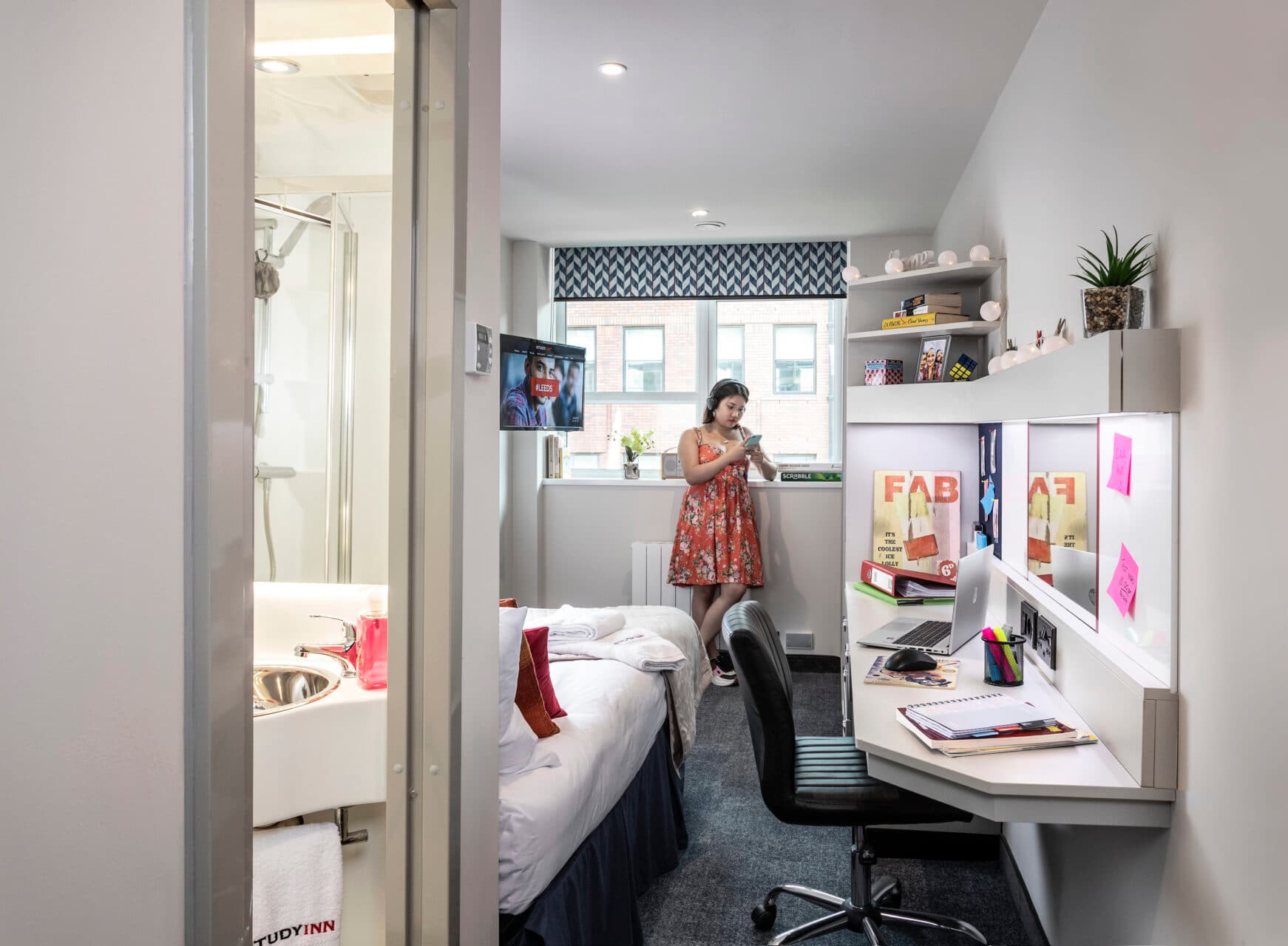 Platinum En-Suite Serviced Flat - 1