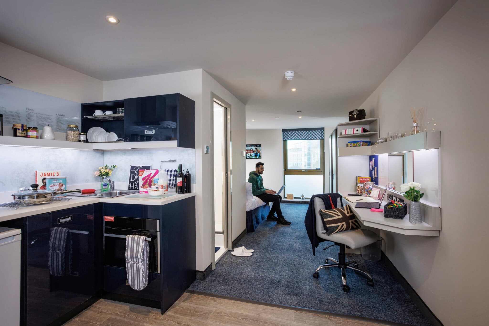 Sapphire Studio - 5