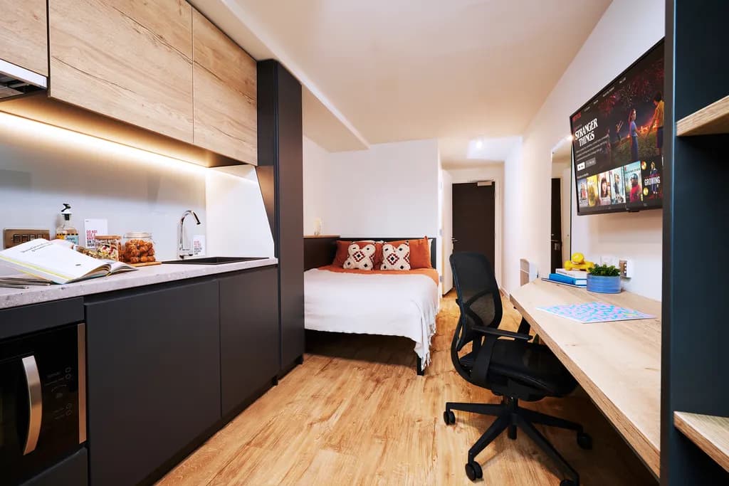 Premium Studio - 1