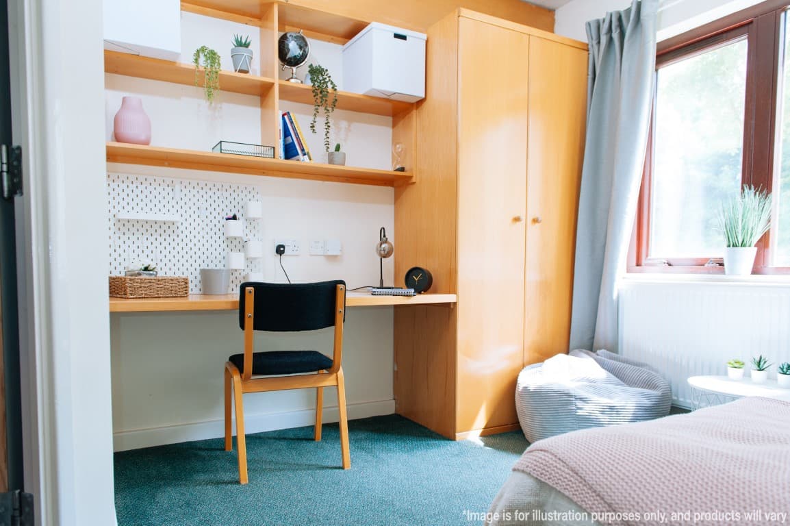 Classic Ensuite - 4