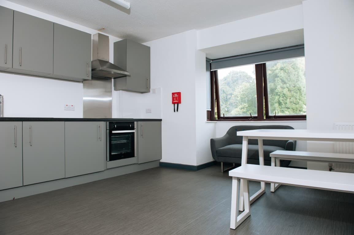 Premium Ensuite - 8
