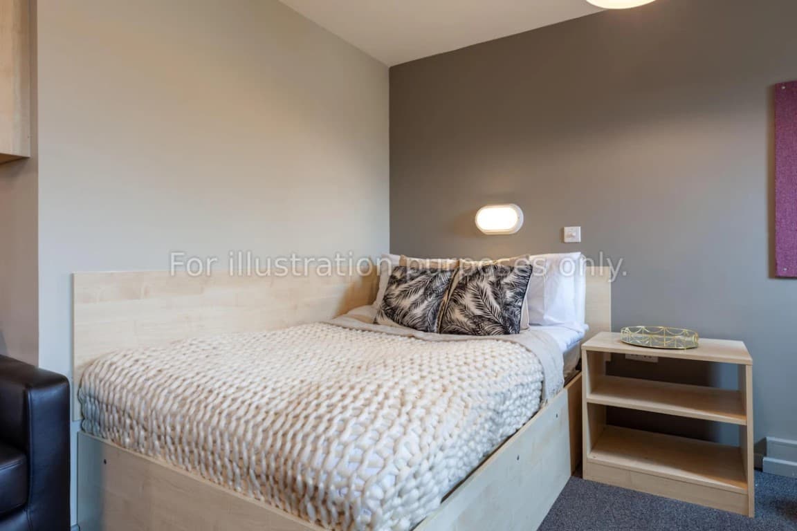 Classic En-Suite - 3