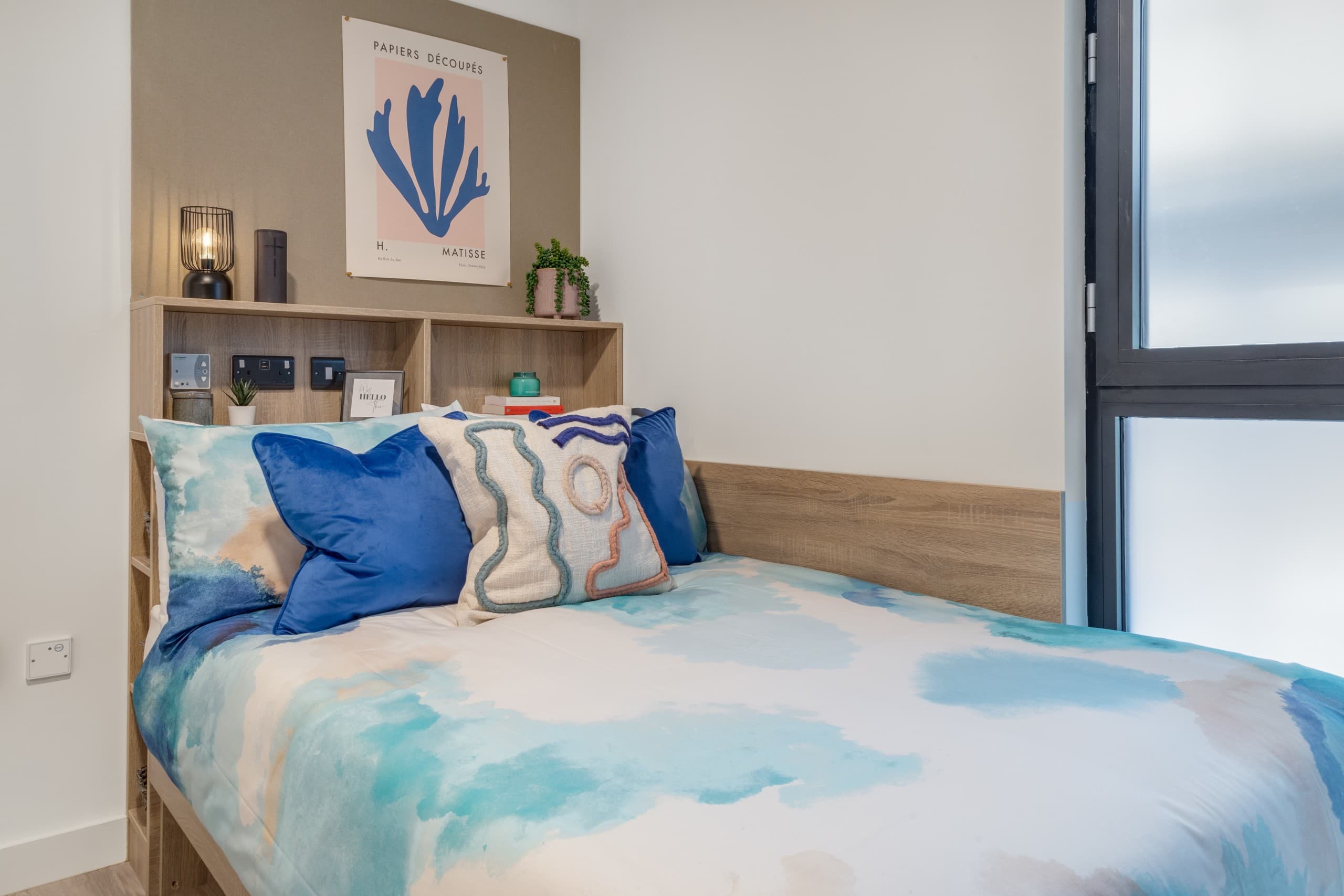 Deluxe En-Suite - 1