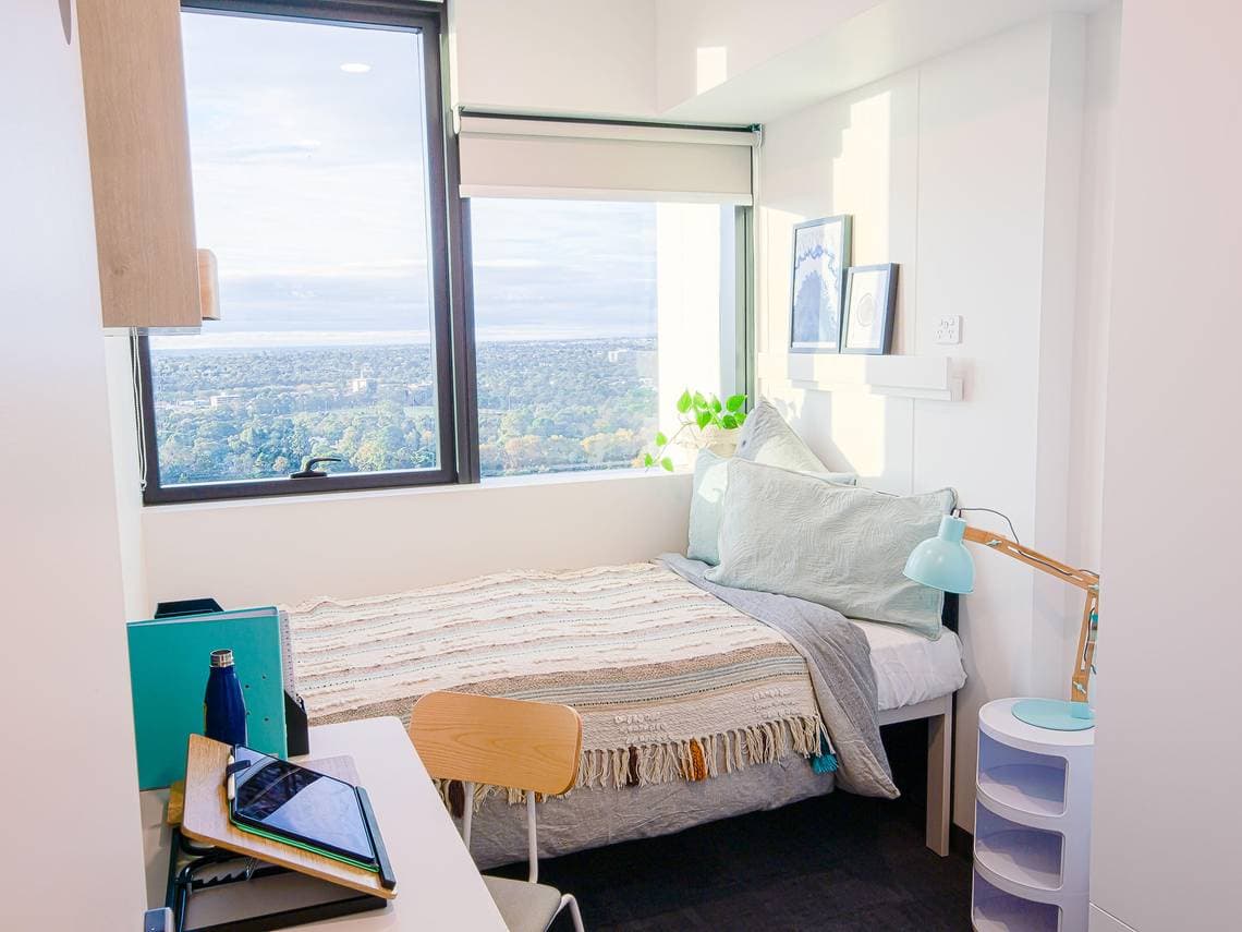 5 Bed Shared Apartment - 1