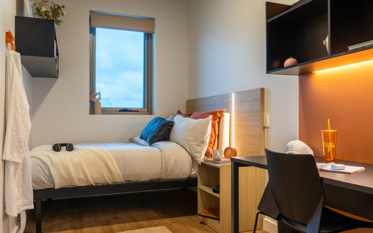 Four Bed Apartment - En-Suite - 1