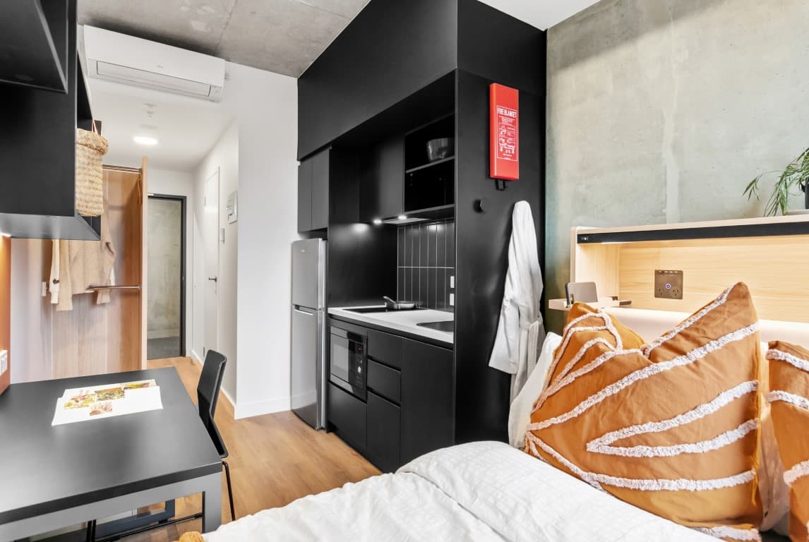 Corner Double Studio - 5