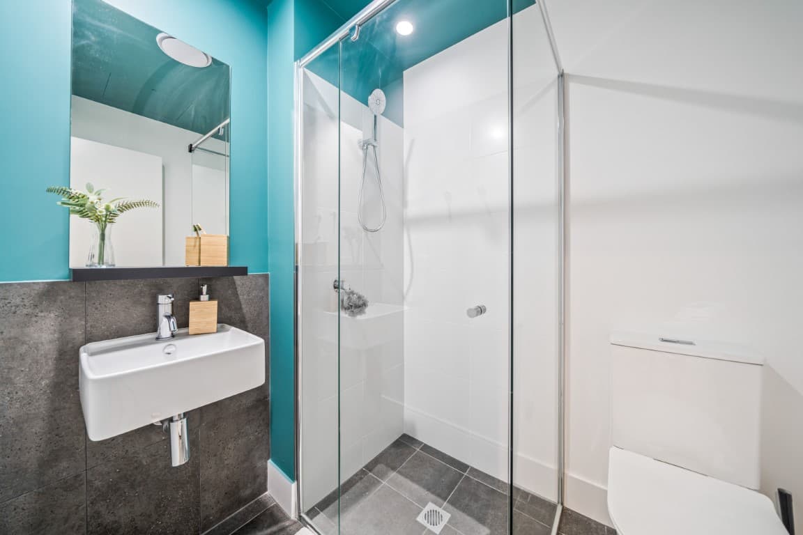 Cosy Two Bedroom Apartment - 4