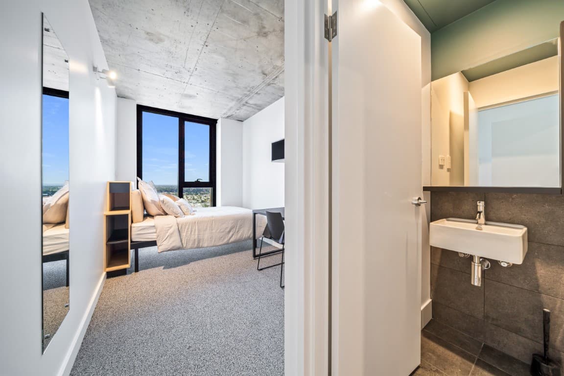 Four Bed Apartment - 5