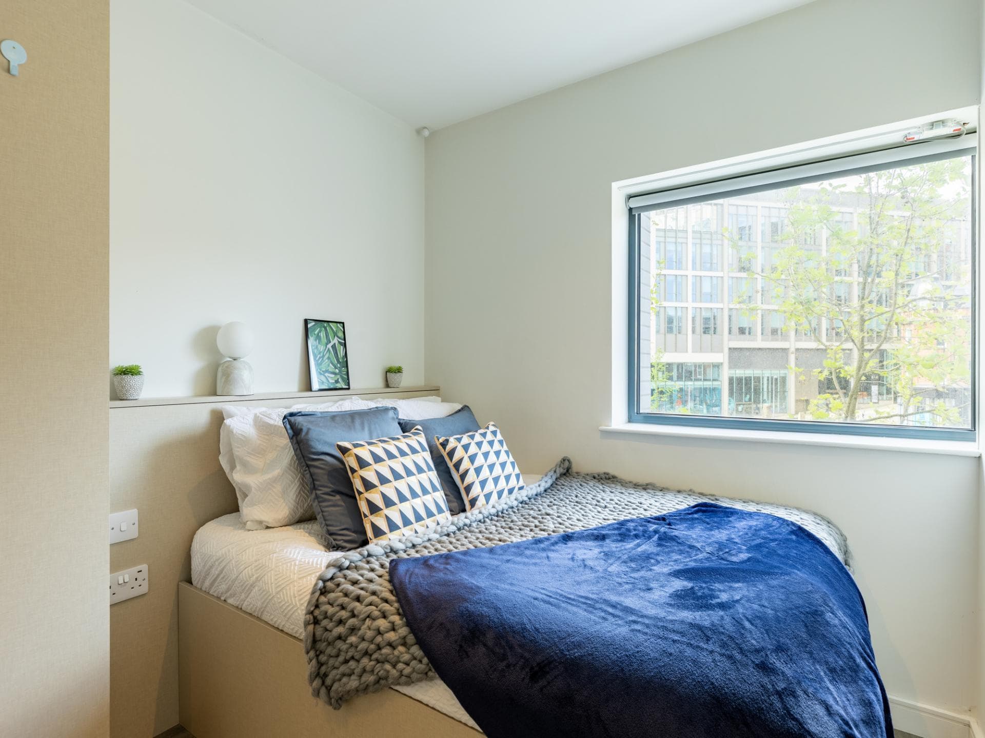 2 Bed Flat - 2