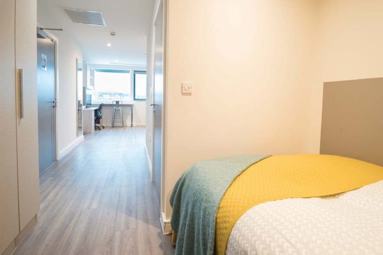 1 Bed Flat - 2